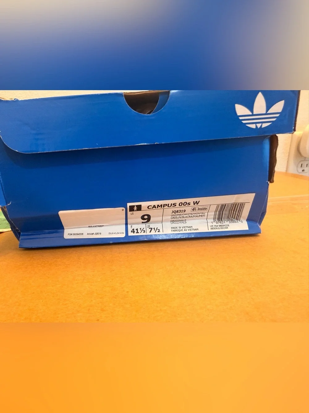 adidas Campus 00s W Cream/Off-White Suede Sneakers Size 9